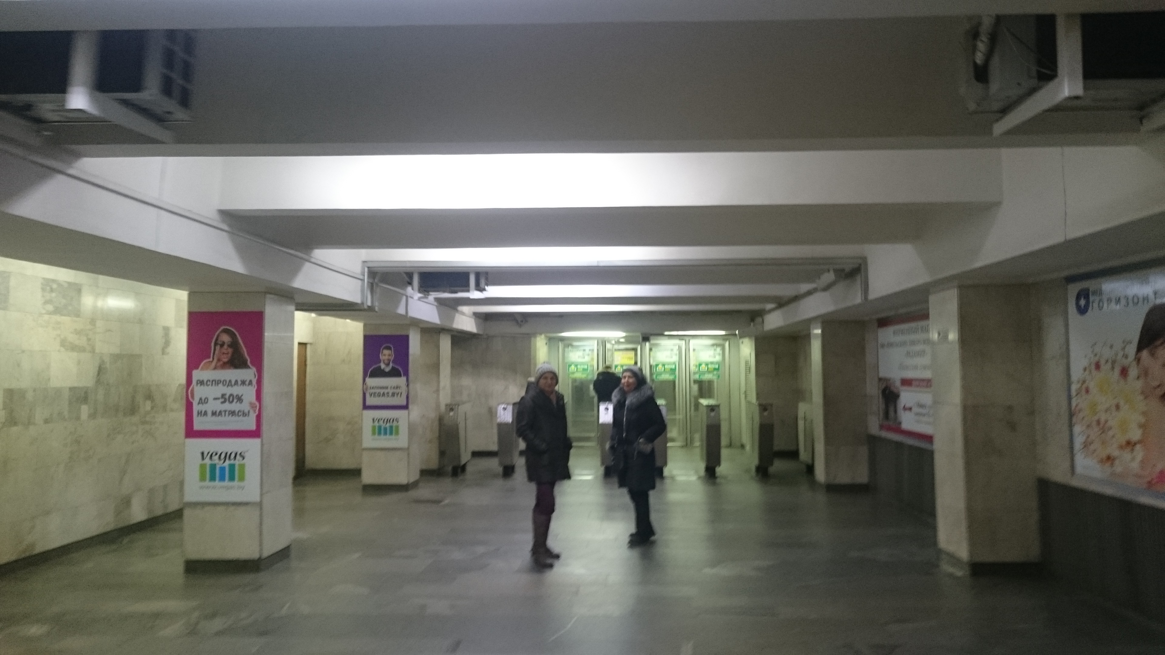 Подземные переходы, залы и магазины - характерная черта Минска