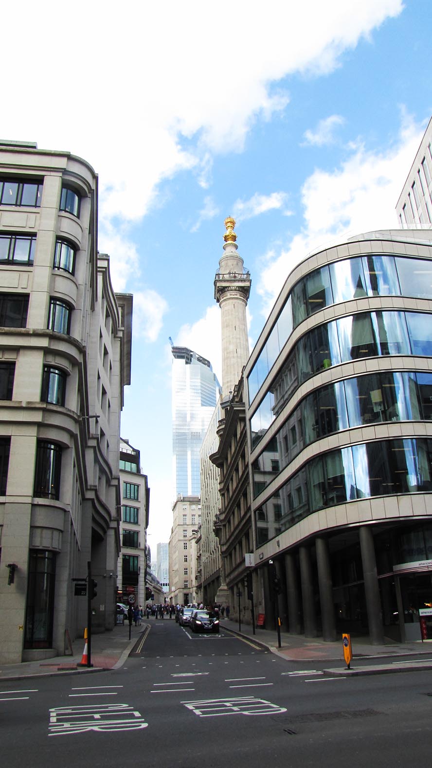 Место начала Великого Лондонского пожара 1666 года отмечено этой колонной.